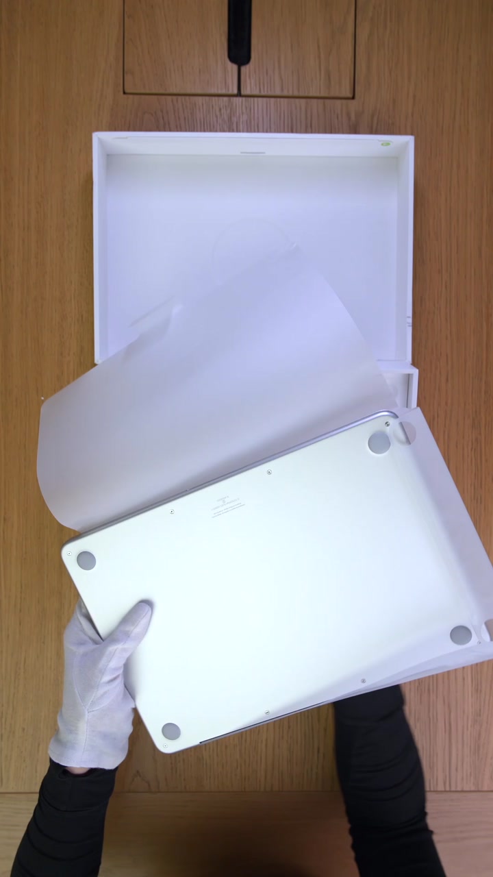 Apple MacBook Neo (2026) A18 Pro (6CPU/5GPU/8GB/512GB) Silver (MHFC4)