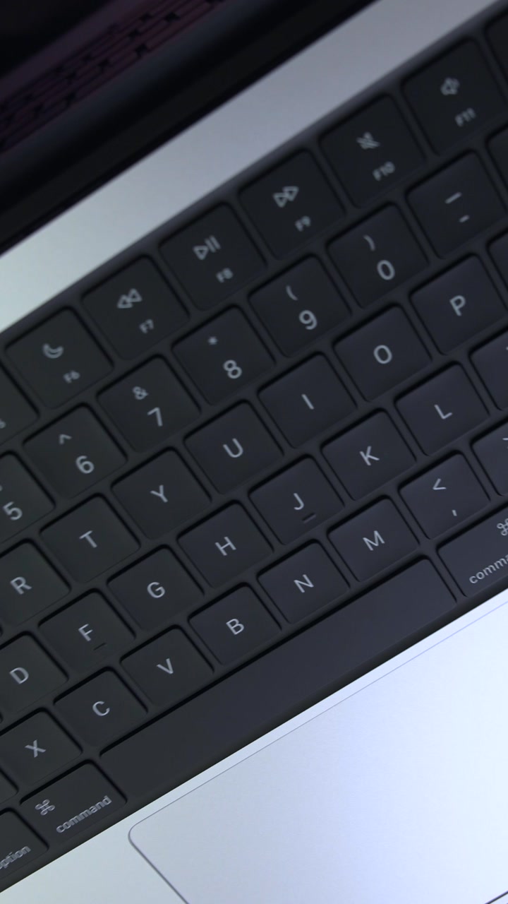 Apple MacBook Pro 14 (2026) M5 Pro Silver