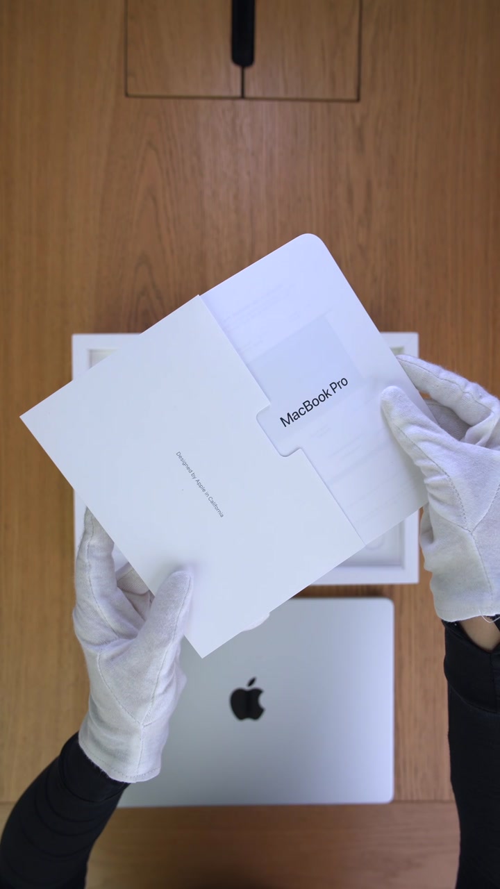 Apple MacBook Pro 14 (2026) M5 Pro Silver