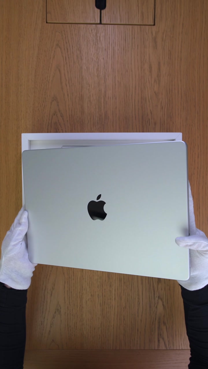 Apple MacBook Pro 14 (2026) M5 Pro Silver