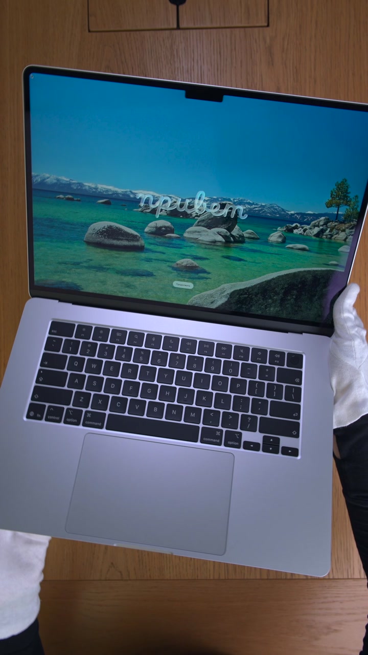 Apple MacBook Air 15 (2026) M5 Silver