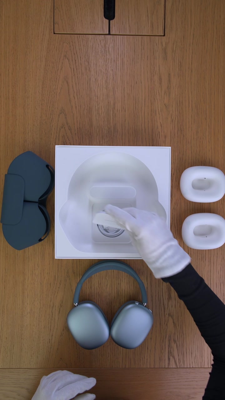 AirPods Max 2  (2026) Blue