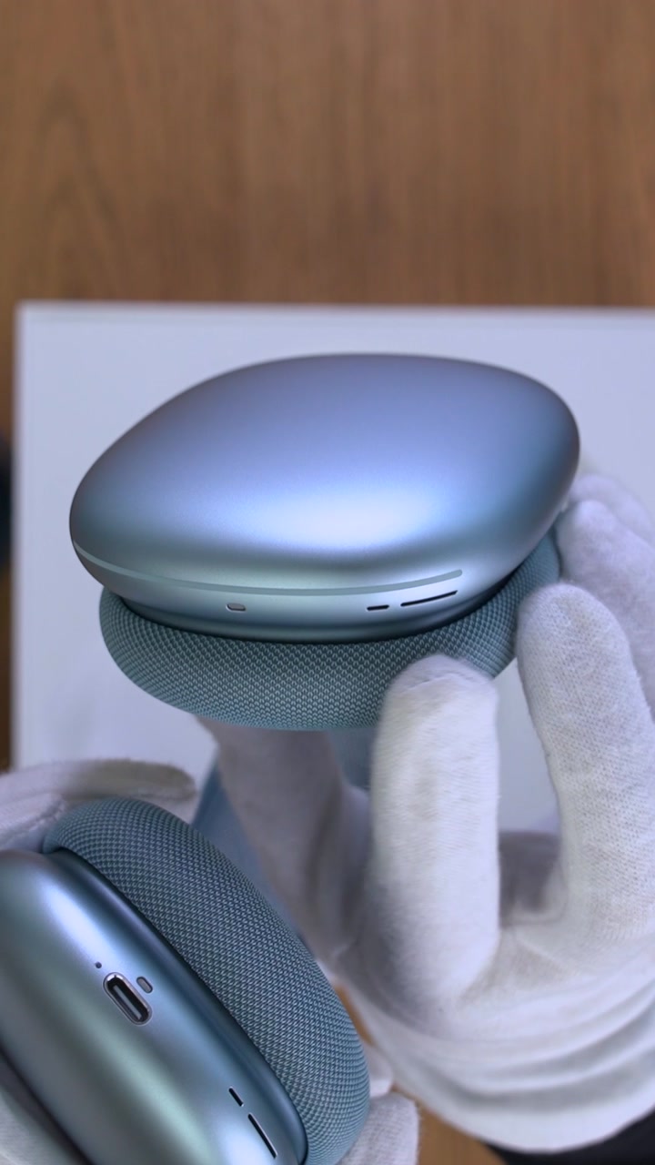AirPods Max 2  (2026) Blue