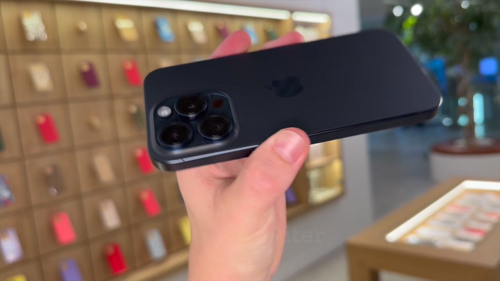 iPhone 15 Pro Blue Titanium