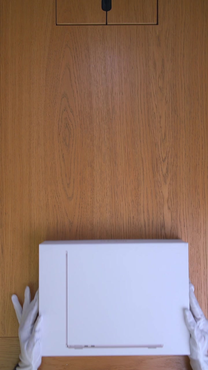 Apple MacBook Air 13 (2026) M5 Starlight