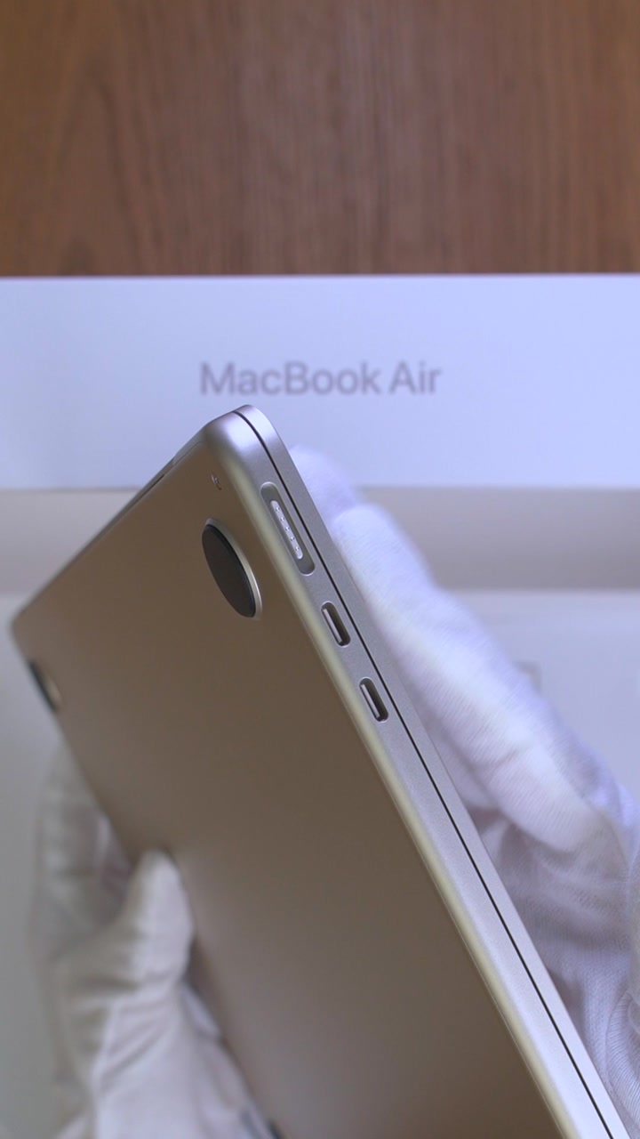 Apple MacBook Air 13 (2026) M5 Starlight
