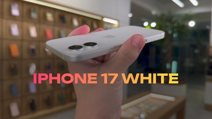 iPhone 17 White