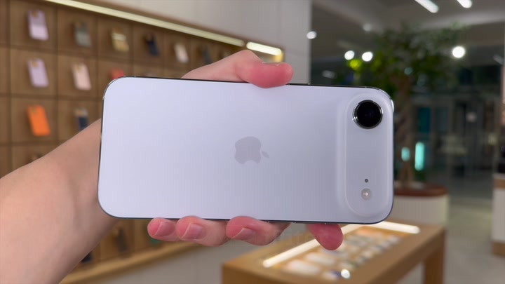 iPhone Air Sky Blue