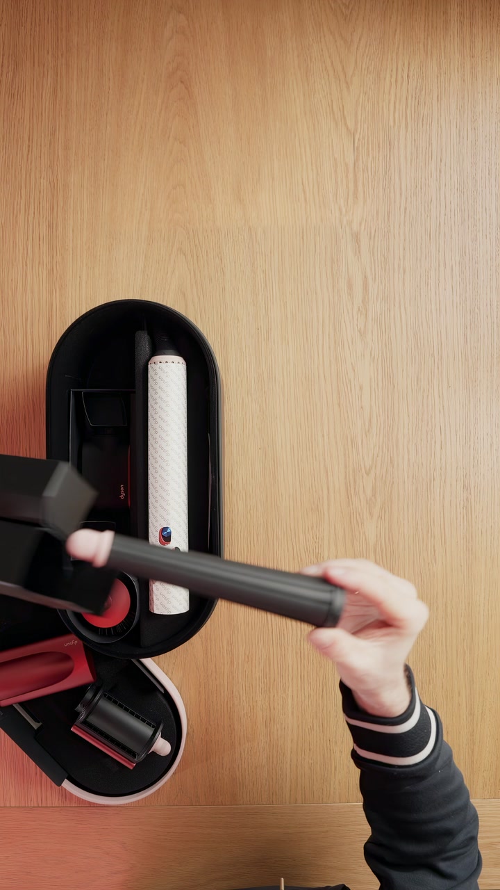 Распаковка стайлера Dyson Airwrap i.d. HS08